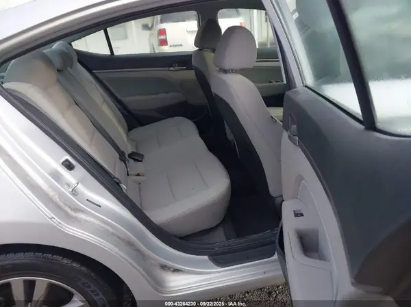 5NPD84LF8JH282250 2018 HYUNDAI ELANTRA - Image 8