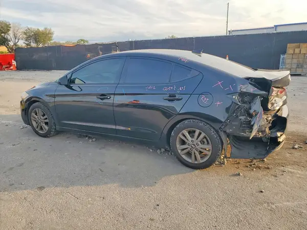 5NPD84LF8JH284774 2018 HYUNDAI ELANTRA - Image 2