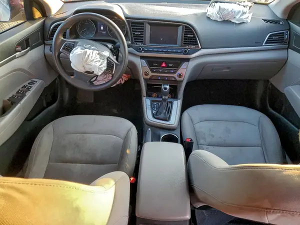 5NPD84LF8JH288355 2018 HYUNDAI ELANTRA - Image 8