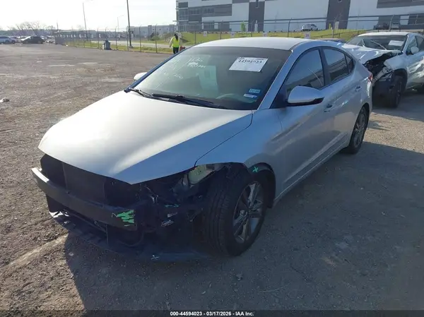 5NPD84LF8JH289487 2018 HYUNDAI ELANTRA - Image 2