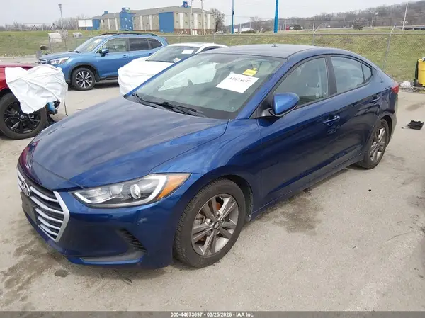 5NPD84LF8JH289862 2018 HYUNDAI ELANTRA - Image 2