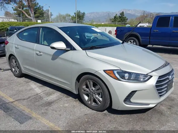 5NPD84LF8JH292776 2018 HYUNDAI ELANTRA - Image 1