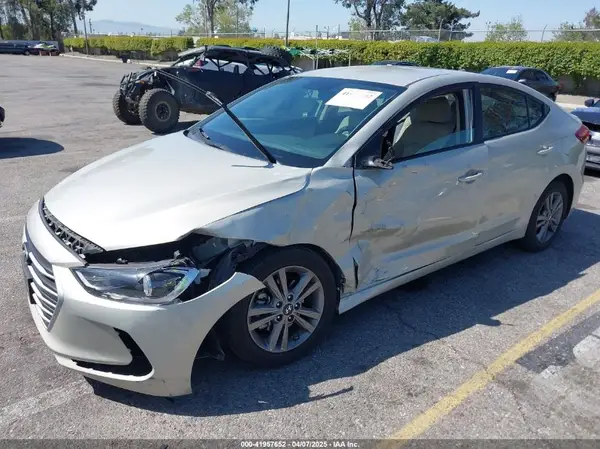 5NPD84LF8JH292776 2018 HYUNDAI ELANTRA - Image 2
