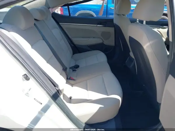 5NPD84LF8JH292776 2018 HYUNDAI ELANTRA - Image 8