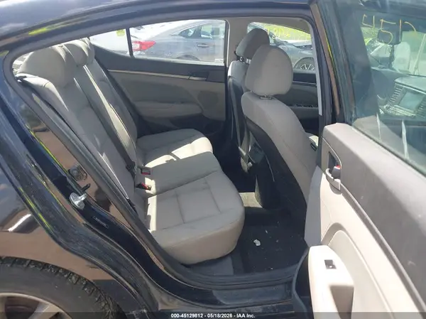 5NPD84LF8JH297847 2018 HYUNDAI ELANTRA - Image 8