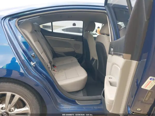5NPD84LF8JH298089 2018 HYUNDAI ELANTRA - Image 8