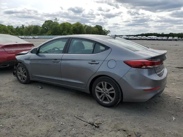 5NPD84LF8JH300780 2018 HYUNDAI ELANTRA - Image 2