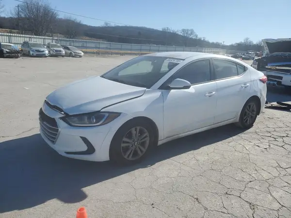 5NPD84LF8JH302853 2018 HYUNDAI ELANTRA - Image 1