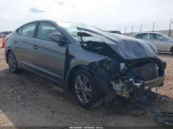 5NPD84LF8JH304487 2018 HYUNDAI ELANTRA - Image 1