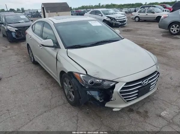 5NPD84LF8JH304974 2018 HYUNDAI ELANTRA - Image 1