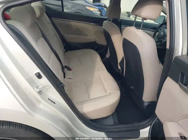 5NPD84LF8JH305722 2018 HYUNDAI ELANTRA - Image 8