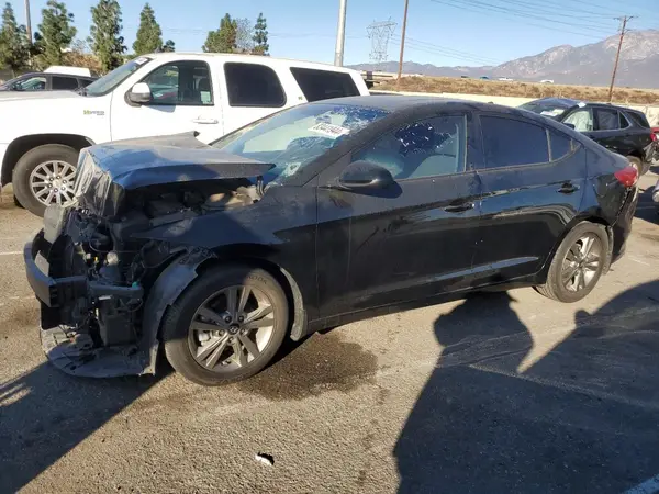 5NPD84LF8JH306062 2018 HYUNDAI ELANTRA - Image 1