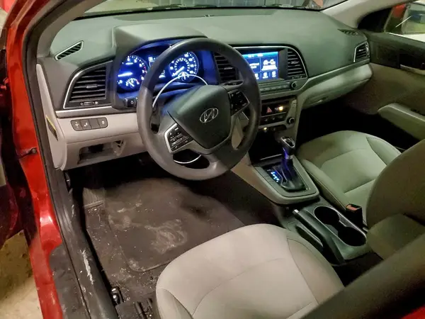 5NPD84LF8JH308085 2018 HYUNDAI ELANTRA - Image 8