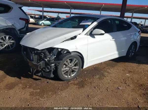5NPD84LF8JH308233 2018 HYUNDAI ELANTRA - Image 2