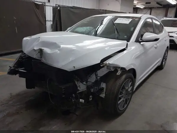 5NPD84LF8JH308278 2018 HYUNDAI ELANTRA - Image 2