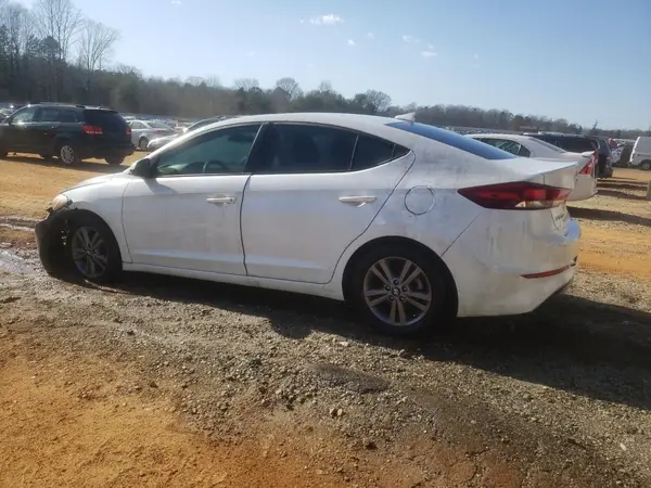 5NPD84LF8JH309463 2018 HYUNDAI ELANTRA - Image 2