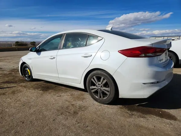 5NPD84LF8JH310371 2018 HYUNDAI ELANTRA - Image 2