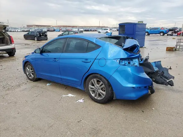 5NPD84LF8JH313335 2018 HYUNDAI ELANTRA - Image 2