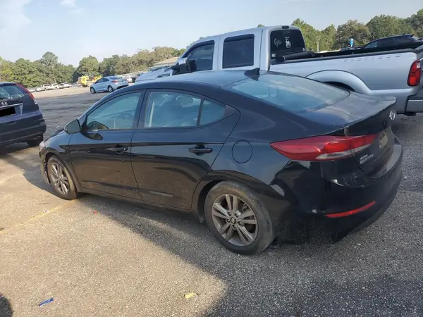 5NPD84LF8JH313626 2018 HYUNDAI ELANTRA - Image 2