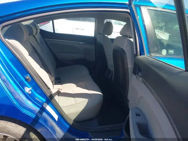 5NPD84LF8JH315568 2018 HYUNDAI ELANTRA - Image 8