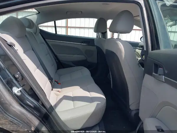 5NPD84LF8JH315912 2018 HYUNDAI ELANTRA - Image 8
