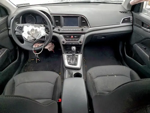 5NPD84LF8JH319605 2018 HYUNDAI ELANTRA - Image 8