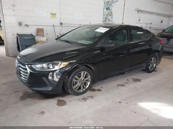 5NPD84LF8JH319734 2018 HYUNDAI ELANTRA - Image 2