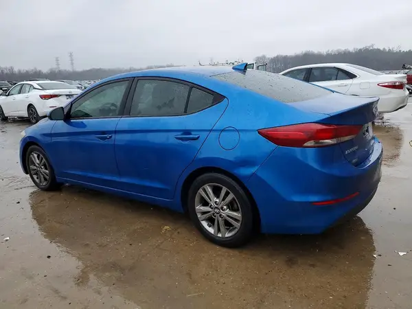 5NPD84LF8JH320415 2018 HYUNDAI ELANTRA - Image 2