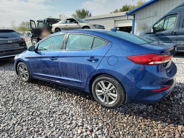 5NPD84LF8JH320706 2018 HYUNDAI ELANTRA - Image 2