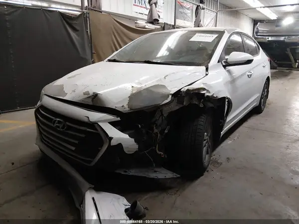 5NPD84LF8JH321077 2018 HYUNDAI ELANTRA - Image 2