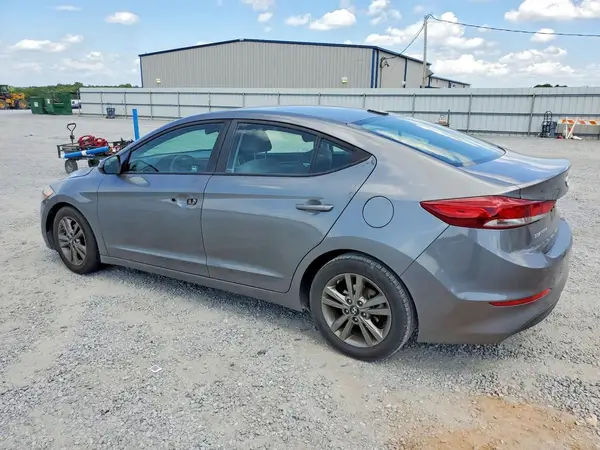 5NPD84LF8JH324917 2018 HYUNDAI ELANTRA - Image 2
