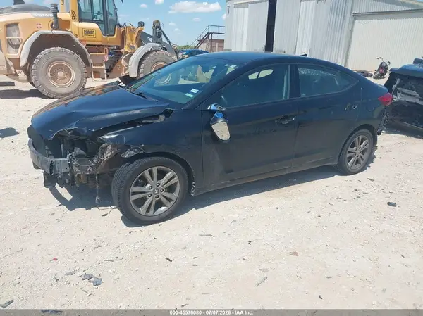 5NPD84LF8JH324979 2018 HYUNDAI ELANTRA - Image 2