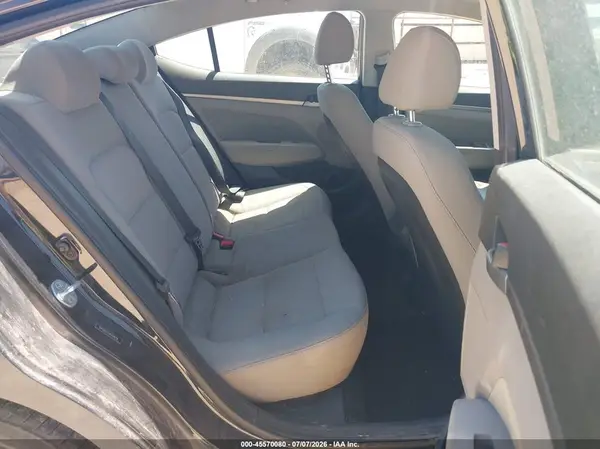 5NPD84LF8JH324979 2018 HYUNDAI ELANTRA - Image 8
