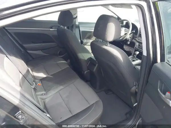 5NPD84LF8JH326585 2018 HYUNDAI ELANTRA - Image 8