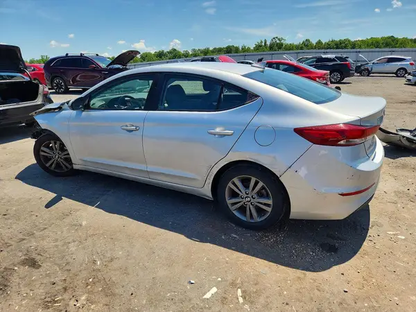 5NPD84LF8JH328045 2018 HYUNDAI ELANTRA - Image 2