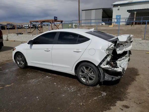 5NPD84LF8JH329874 2018 HYUNDAI ELANTRA - Image 2