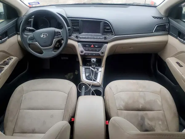 5NPD84LF8JH331933 2018 HYUNDAI ELANTRA - Image 8