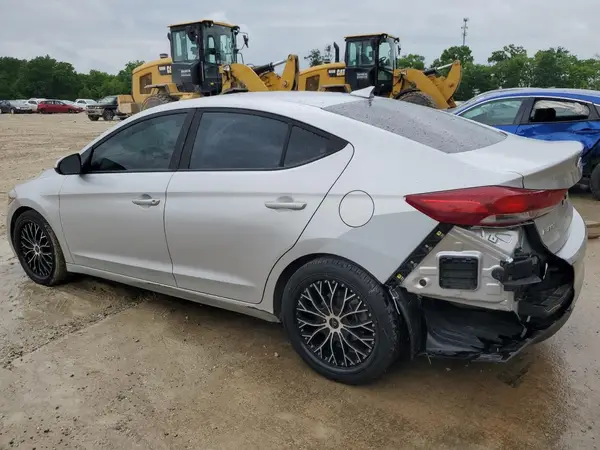 5NPD84LF8JH335030 2018 HYUNDAI ELANTRA - Image 2