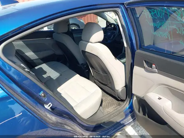 5NPD84LF8JH347954 2018 HYUNDAI ELANTRA - Image 8