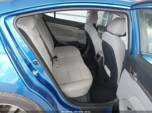5NPD84LF8JH349624 2018 HYUNDAI ELANTRA - Image 8