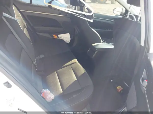 5NPD84LF8JH355441 2018 HYUNDAI ELANTRA - Image 8
