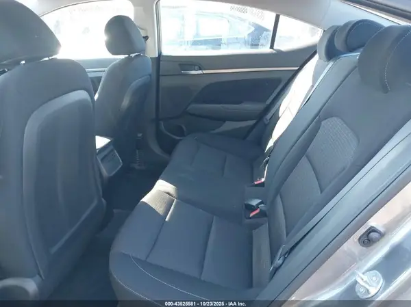 5NPD84LF8JH358355 2018 HYUNDAI ELANTRA - Image 8