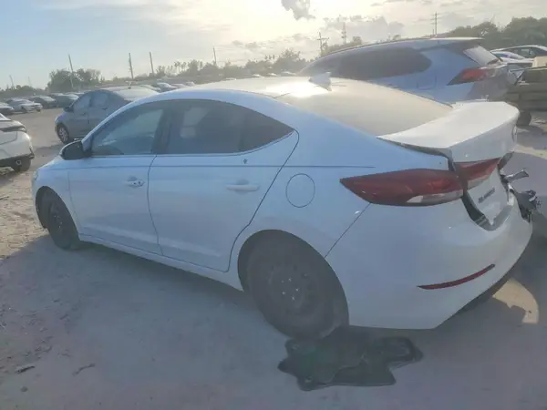 5NPD84LF8JH359232 2018 HYUNDAI ELANTRA - Image 2