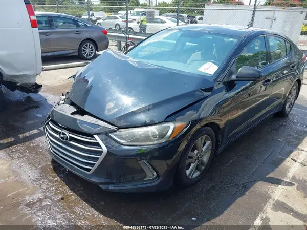 5NPD84LF8JH364110 2018 HYUNDAI ELANTRA - Image 2