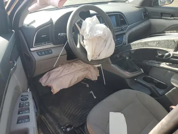 5NPD84LF8JH367220 2018 HYUNDAI ELANTRA - Image 8