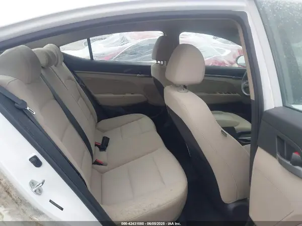5NPD84LF8JH370134 2018 HYUNDAI ELANTRA - Image 8