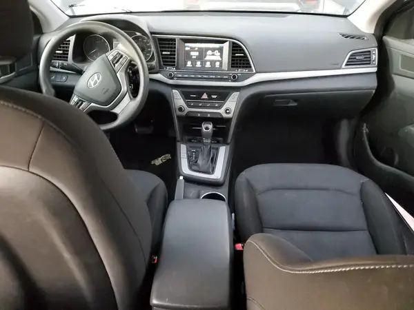 5NPD84LF8JH370599 2018 HYUNDAI ELANTRA - Image 8