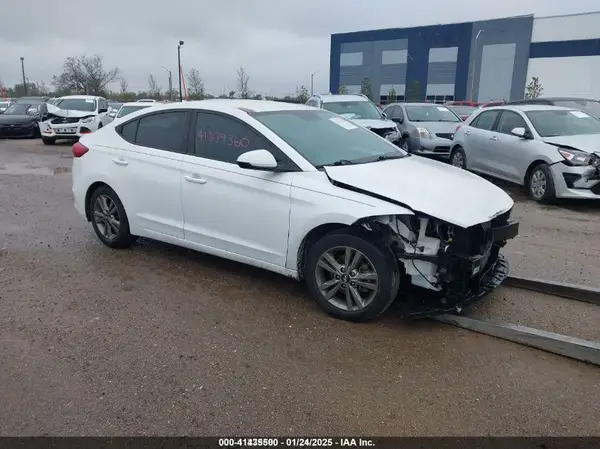 5NPD84LF8JH372207 2018 HYUNDAI ELANTRA - Image 1