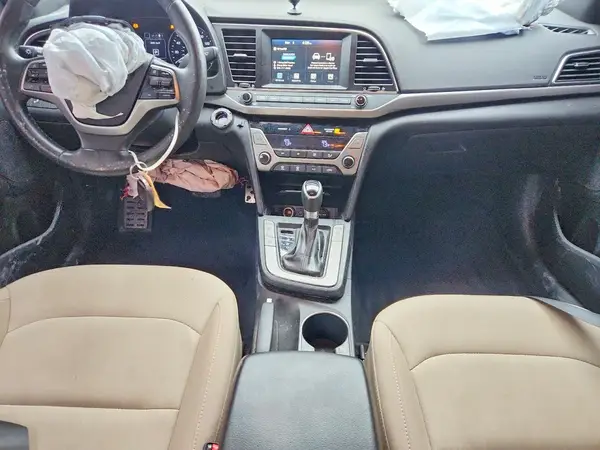 5NPD84LF8JH373163 2018 HYUNDAI ELANTRA - Image 8