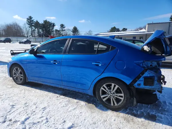 5NPD84LF8JH374636 2018 HYUNDAI ELANTRA - Image 2